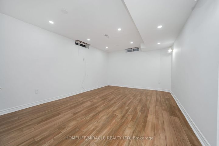 Photo 37 at 18 Dawes Road, Credit Valley, Brampton