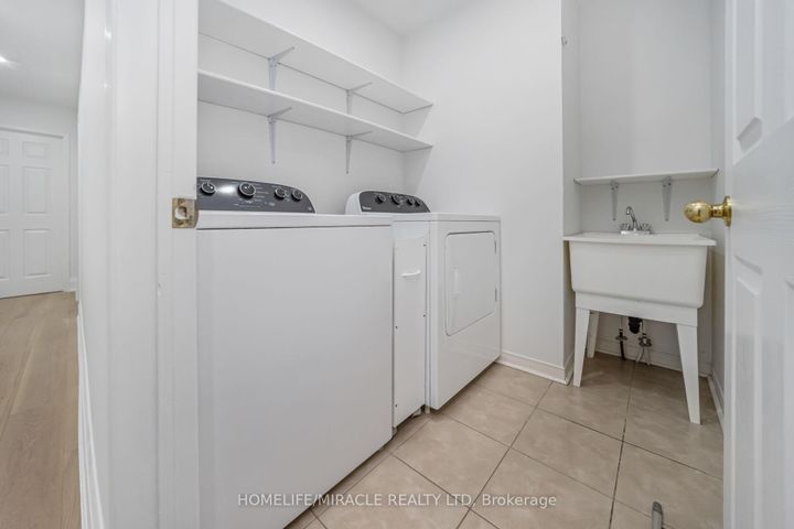 Photo 45 at 18 Dawes Road, Credit Valley, Brampton