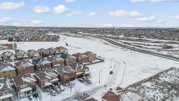 Photo 49 at 18 Dawes Road, Credit Valley, Brampton