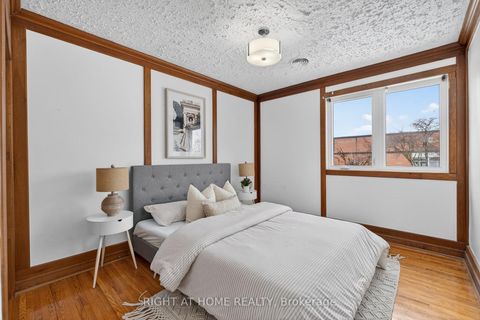 Photo 12 at 30 Ptarmigan Crescent, Donalda, Toronto