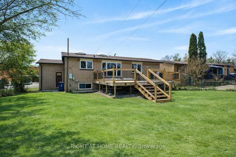 Photo 26 at 30 Ptarmigan Crescent, Donalda, Toronto