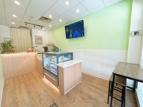 Photo 1 at 31 - 15 Northtown Way, Willowdale East, Toronto
