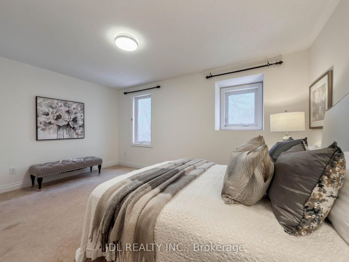 Photo 33 at 3 Garvin Mews, Willowdale East, Toronto