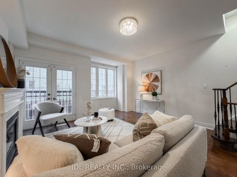 Photo 4 at 3 Garvin Mews, Willowdale East, Toronto