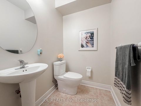 Photo 17 at 3 Garvin Mews, Willowdale East, Toronto