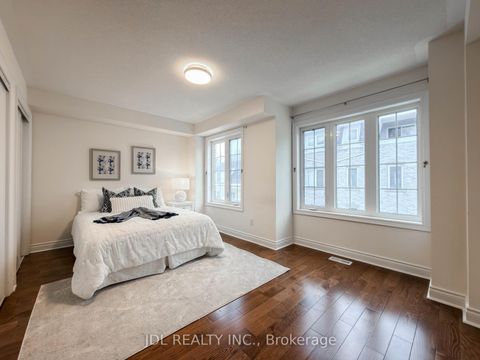 Photo 23 at 3 Garvin Mews, Willowdale East, Toronto