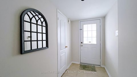 Photo 26 at 42 - 10 Post Oak Drive, Jefferson, Richmond Hill