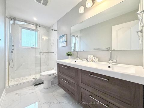 Photo 23 at 3 Mosedale Crescent, Don Valley Village, Toronto