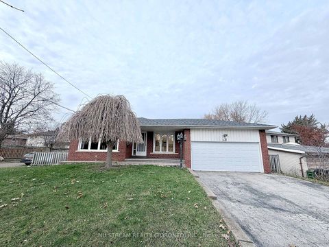 Photo 33 at 3 Mosedale Crescent, Don Valley Village, Toronto