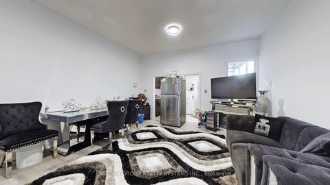 Photo 14 at 337 Perth Avenue, Junction, Toronto