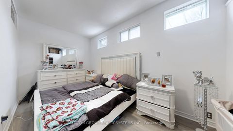 Photo 15 at 337 Perth Avenue, Junction, Toronto
