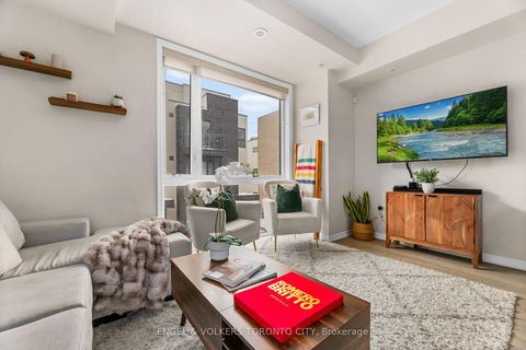 Photo 2 at 78 - 30 Fieldway Road, City Centre West, Toronto