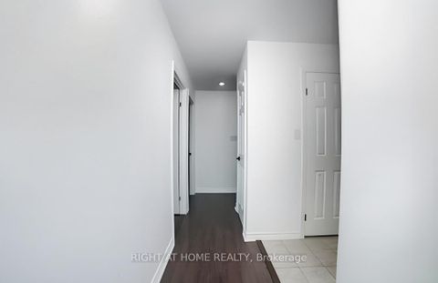Photo 3 at 305 - 91 Aspen Springs Drive, Bowmanville, Clarington