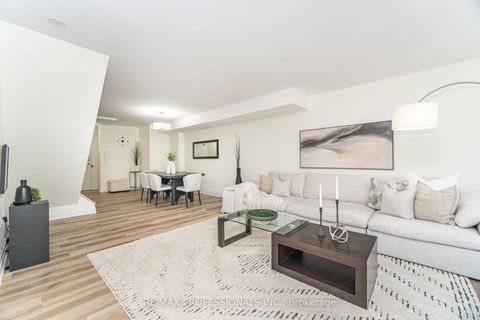 Photo 13 at 326B - 364 The East Mall, City Centre West, Toronto