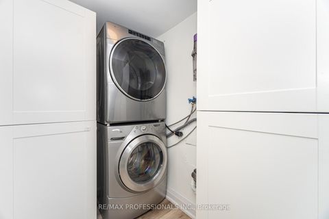 Photo 19 at 326B - 364 The East Mall, City Centre West, Toronto