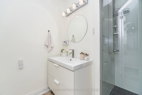 Photo 25 at 326B - 364 The East Mall, City Centre West, Toronto