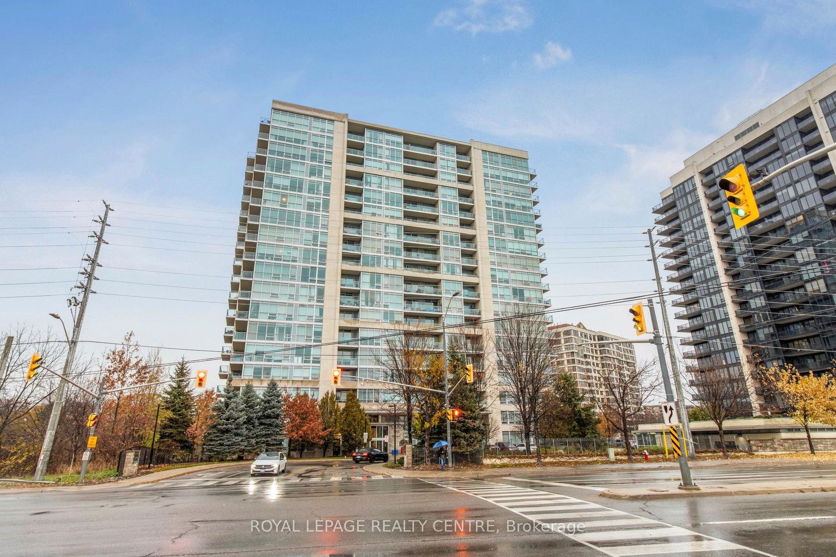 1503 - 1055 Southdown Road, Clarkson, Mississauga 