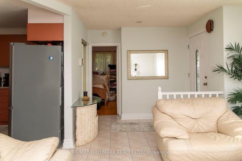 Photo 11 at 86 Church Street S, Crosby, Richmond Hill