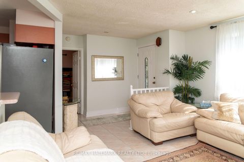 Photo 12 at 86 Church Street S, Crosby, Richmond Hill