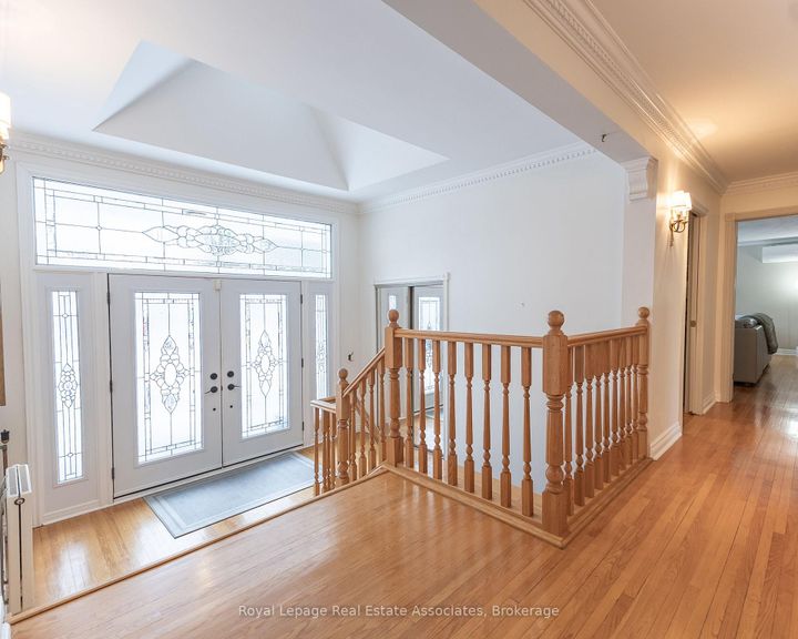 Photo 2 at 13931 Cromar Court, Georgetown, Halton Hills