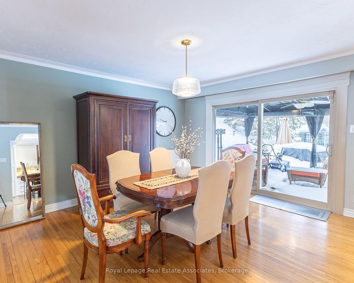 Photo 8 at 13931 Cromar Court, Georgetown, Halton Hills