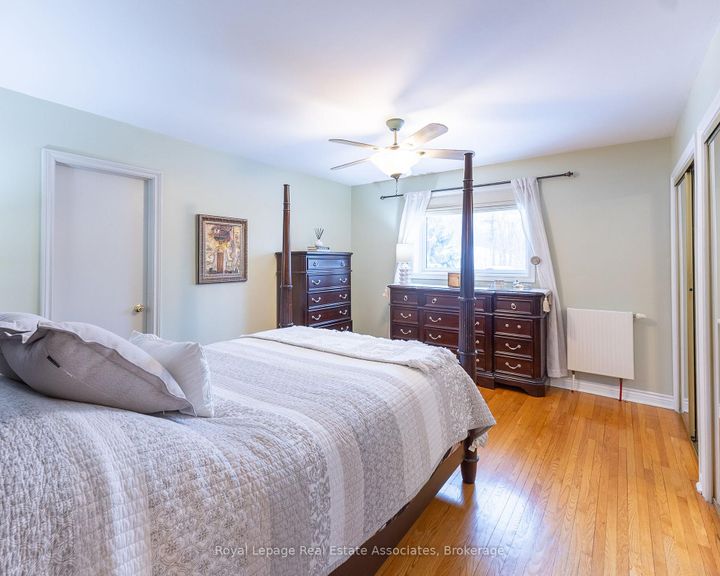 Photo 13 at 13931 Cromar Court, Georgetown, Halton Hills