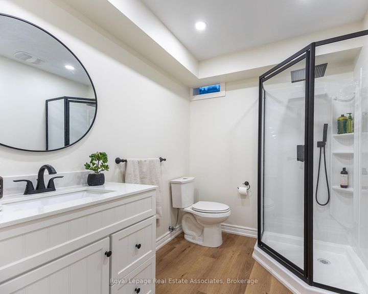 Photo 25 at 13931 Cromar Court, Georgetown, Halton Hills