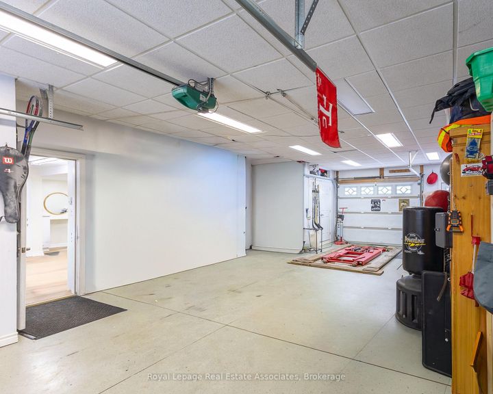 Photo 36 at 13931 Cromar Court, Georgetown, Halton Hills