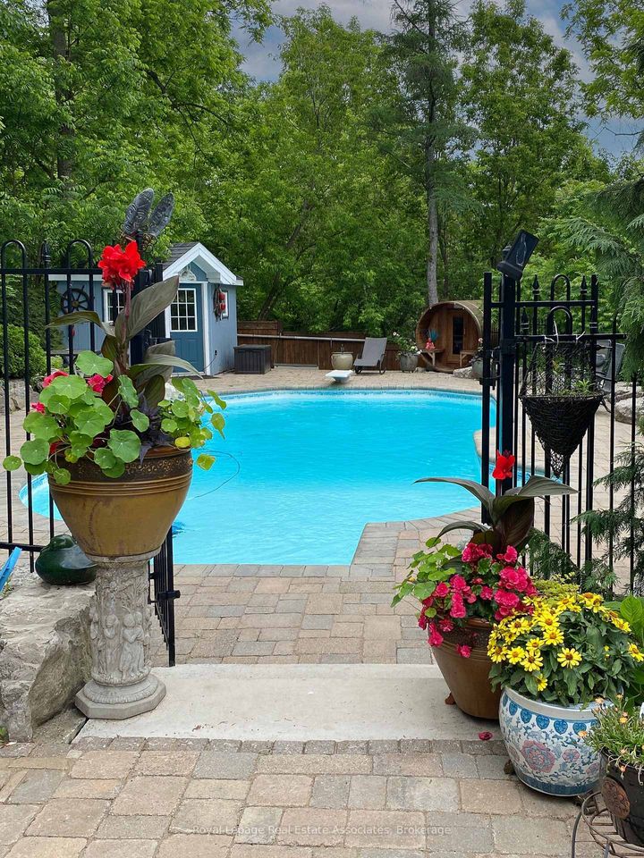 Photo 47 at 13931 Cromar Court, Georgetown, Halton Hills