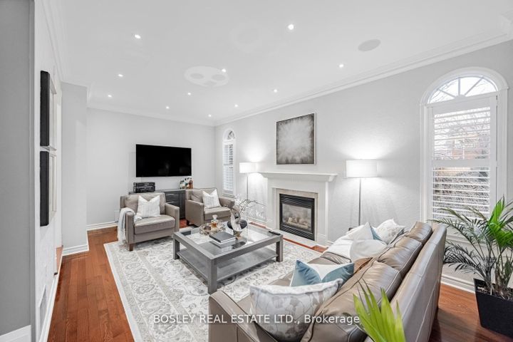 Photo 2 at 6358 Lisgar Drive, Lisgar, Mississauga