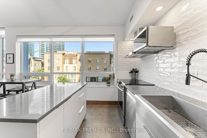 Photo 5 at TH13 - 57 East Liberty Street, Niagara, Toronto