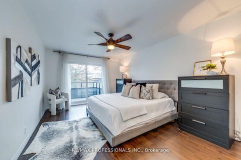 Photo 18 at 51 - 4345 Bloor Street W, Markland Wood, Toronto