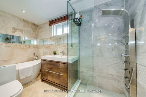 Photo 23 at 51 - 4345 Bloor Street W, Markland Wood, Toronto