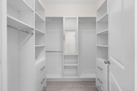 Photo 21 at 64 Coldwell Bay Circle, Kleinburg, Vaughan