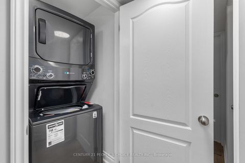 Photo 40 at 64 Coldwell Bay Circle, Kleinburg, Vaughan