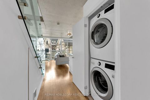 Photo 8 at 323 - 954 King Street W, Niagara, Toronto