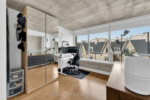 Photo 13 at 323 - 954 King Street W, Niagara, Toronto