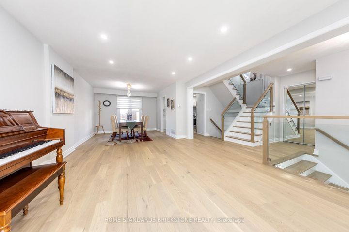 Photo 9 at 25 Hester Court, Royal Orchard, Markham