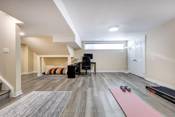 Photo 29 at 25 Hester Court, Royal Orchard, Markham