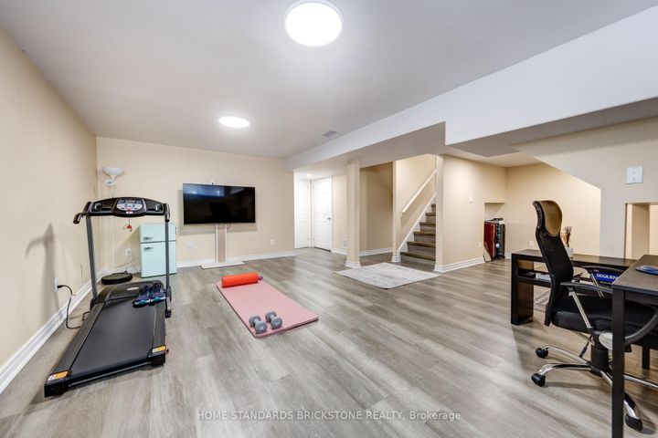 Photo 30 at 25 Hester Court, Royal Orchard, Markham