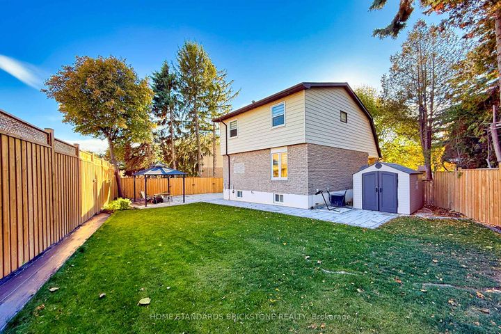 Photo 39 at 25 Hester Court, Royal Orchard, Markham