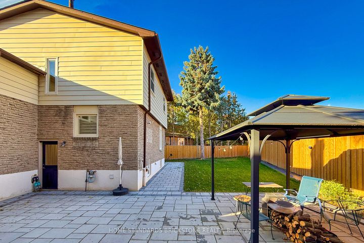 Photo 42 at 25 Hester Court, Royal Orchard, Markham