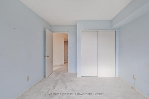 Photo 16 at 611 - 2269 Lake Shore Boulevard W, Mimico, Toronto