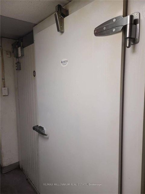 Photo 3 at 2392 Bloor Street W, Bloor West Village, Toronto