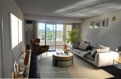 Photo 3 at 1012 - 7300 Yonge Street, Yorkhill, Vaughan