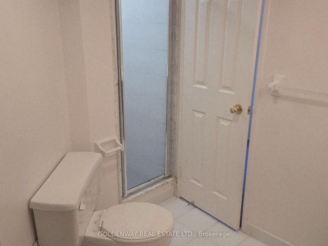 Photo 9 at 1012 - 7300 Yonge Street, Yorkhill, Vaughan