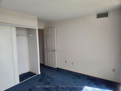 Photo 11 at 1012 - 7300 Yonge Street, Yorkhill, Vaughan