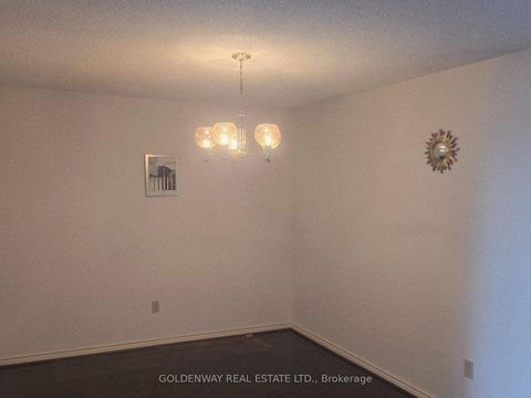 Photo 14 at 1012 - 7300 Yonge Street, Yorkhill, Vaughan