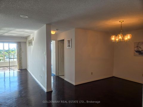 Photo 16 at 1012 - 7300 Yonge Street, Yorkhill, Vaughan