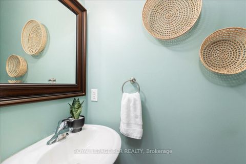 Photo 10 at 392 Kwapis Boulevard, Woodland Hill, Newmarket